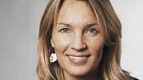 Justitsministeren er tilfreds med politiet i sag om jobdrab, der endte med b&oslash;de p&aring; 1.000 kroner. 3F kalder det skr&aelig;mmende, at en arbejdsulykke kan behandles som en trafikulykke.