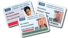 St&aring;r det til byggeriets parter, skal der indf&oslash;res en obligatorisk sikkerhedsuddannelse med efterf&oslash;lgende udstedelse af sikkerhedsk&oslash;rekort eller Safe Pass, som man g&oslash;r i England og Irland.
