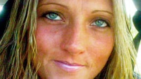 - St&aring;r vi sammen, kan vi st&oslash;tte hinanden i vores kamp mod de fejl, vi oplever i kommunerne, siger en af initiativtagerne til borgerm&oslash;det, Karen Larsen.