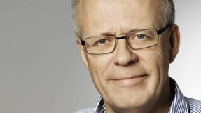 Tusindvis af arbejdsskader er blevet afvist, fordi de er anmeldt for sent. Det vil Eigil Andersen (SF) have beskæftigelsesministeren til at rette op på.