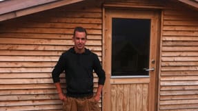 Johan Jeppesen skal stemme for f&oslash;rste gang i dag. Han fylder 18 &aring;r og n&aring;r lige akkurat at blive stemmeberettiget. 