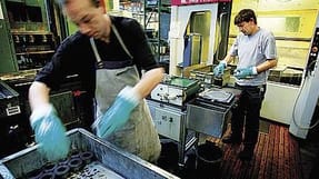 Mange 3F-job er s&aelig;rlig udsat for arbejdsskader. Tjek her, om din branche er s&aelig;rlig h&aring;rd. 