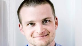 Skatteminister Thor Möger Pedersen vil nu beskatte arbejdsgiverne, fordi de ødelægger medarbejderes helbred.