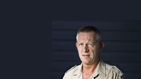 - Jeg har ikke lyst til at v&aelig;re billig arbejdskraft, siger Henning Andersen, der er fleksjobber p&aring; nedsat tid efter en alvorlig arbejdsulykke.