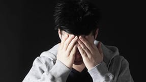 Stress og andre psykiske arbejdsskader er udbredte, men kun sj&aelig;ldent f&aring;r de ber&oslash;rte erstatning.
