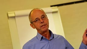 Fagbladet 3F har i flere uger forsøgt at få et interview med Arbejdstilsynets direktør Peter Vesterheden (billedet) om tilsynets omstridte henlæggelser af dødsulykker, fordi der var familiære eller nære relationer.