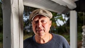 I september var tilsynsf&oslash;rende Preben Peter Rasmussen alene ude til to akutulykker. Det ikke var muligt at f&aring; en anden tilsynsf&oslash;rende med, siger han.