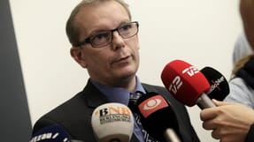 - Det er ikke rimeligt, at folk skal vente &aring;r og dag p&aring; afg&oslash;relser. Og n&aring;r myndighederne forpasser en tidsfrist p&aring; to &aring;r, s&aring; er det, hvad man her i Jylland kalder slendrian, siger Hans Kristian Skibby, erhvervsordf&oslash;rer for Dansk Folkeparti.  