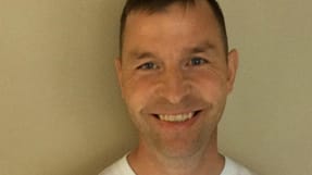 - Det er rigtig godt. Jeg er meget glad for dommen, siger 40-&aring;rige Jesper Ronge Nielsen, efter at han vandt en arbejdsskadesag ved landsretten.