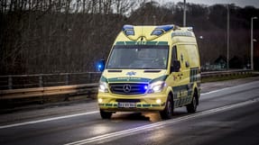 En 53-årig mand mistede sent torsdag eftermiddag livet i en arbejdsulykke i Nørre Aaby ved Middelfart.