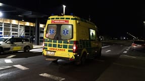 En mandlig ansat hos et tagfirma fra Aarhus d&oslash;de efter en faldulykke i sidste uge p&aring; en byggeplads i Fredericia. Nu overvejer Arbejdstilsynet, om firmaet skal politianmeldes for manglende sikring af de ansatte. Billedet har intet at g&oslash;re med den aktuelle ulykke.