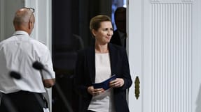 Statsminister Mette Frederiksen (S) uddyber på Facebook det, hun sidste uge sagde på et pressemøde om, at det ikke "nødvendigvis" skal være lystbetonet at gå på arbejde.