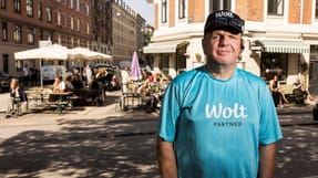 Wolt-buddet Niels S&oslash;rensen har tidligere k&oslash;rt taxa, men gider ikke l&aelig;ngere vagtplaner og "umulige chefer".