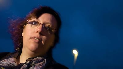 - Jeg blev ubeskrivelig glad i retssalen. Det var en rigtig dejlig f&oslash;lelse af f&aring; ret efter s&aring; mange &aring;r. Og nu er min g&aelig;ld v&aelig;k, siger Marianne Larsen til Nyhedsbrevet 3F.