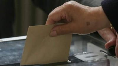Danskerne g&aring;r til stemmeurnerne 15. september.
