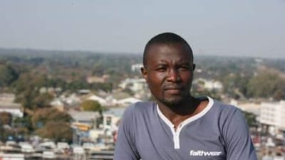 - Alle er bange for, hvad der kommer til at ske i Zimbabwe, siger den faglige aktivist, Golden Kofa.   