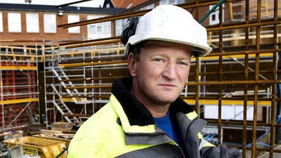 - Jeg t&aelig;nkte, at det kunne ikke v&aelig;re rigtigt, at jeg skulle koste sjakket sm&oslash;rrebr&oslash;d, og de skulle st&aring; og pege fingre af mig, siger Henrik Frederiksen.