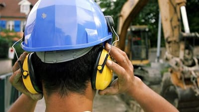 Forh&aring;bentlig vil udsigten til at skulle betale ved kasse 1 v&aelig;re med til at f&aring; arbejdsgivere til at tage arbejdsmilj&oslash;et mere alvorligt, lyder det fra 3F.