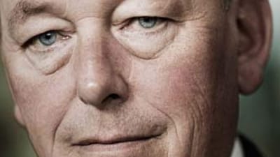 LO-boss Harald B&oslash;rsting er under massiv kritik for at k&oslash;re organisationens daglige ledelse ud p&aring; et sidespor.