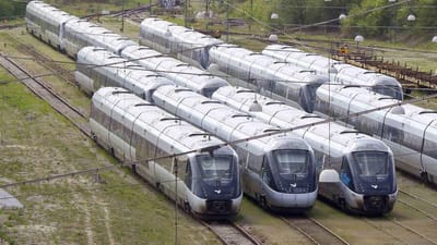Tidligere har en lokomotivassistent f&aring;et erstatning, efter at han s&aring; en kollega blive klemt fast mellem togvogne og f&aring; k&oslash;rt benet af.