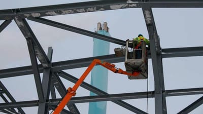 Byggeriet af et forbr&aelig;ndingsanl&aelig;g i Roskilde er en af de arbejdspladser, hvor der er givet b&oslash;der for at overtr&aelig;de loven om arbejdsmilj&oslash;.