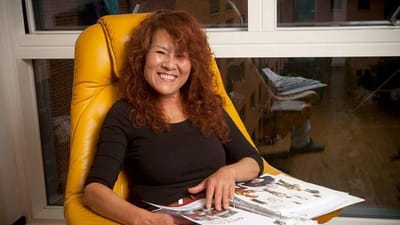 Til daglig er 55-&aring;rige Fariya Andersen sm&oslash;rrebr&oslash;dsjomfru og tillidsrepr&aelig;sentant. Nu skal hun opleve sin f&oslash;rste kongres i 3F. 