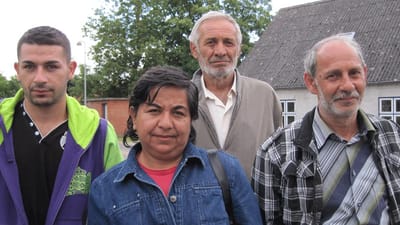 Familien Stoica fra Rumænien skal have en samlet erstatning på 305.000 kroner i en sag om tvangsarbejde, mener familiens bistandsadvokat. Billedet er taget i juli 2012, hvor rumænerne afgav forklaring i retten.