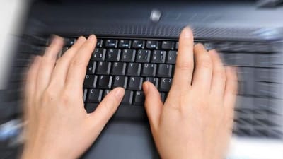 De etiske hackere hyres af virksomhederne til at teste deres digitale sikkerhed og finde frem til svaghederne.
