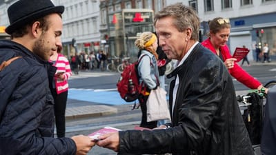 3F lancerer fire &oslash;nsker mod social dumping. Formand Per Christensen uddelte torsdag morgen flyers p&aring; N&oslash;rreport Station.