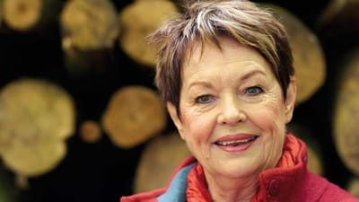 - K&aelig;rligheden eksisterer, til livet er v&aelig;k. Og hvorfor skulle vi afsk&aelig;re os fra den? sp&oslash;rger Ghita N&oslash;rby.
