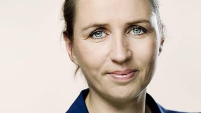 Mette Frederiksen, Socialdemokraternes formand, mener, at DF svigter de ældre med boligydelsespakken.