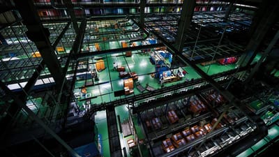 P&aring; K&oslash;benhavns Postterminal er der 700 postarbejdere. N&aelig;ste &aring;r skal terminalen flytte til Taastrup, og ikke alle medarbejdere kan beholde deres job. 