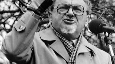 Anker J&oslash;rgensen er d&oslash;d. 93 &aring;r gammel.