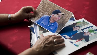 Et brev fra politiet om, at sagen var henlagt. Det var alt, hvad 77-årige Inger Marie Andersen hørte fra myndighederne, efter hendes mand døde i en arbejdsulykke.