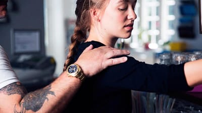 Nyt lovforslag vil øge risikoen for, at børn helt ned til 15 år udsættes for sexchikane, når de arbejder på restauranter.