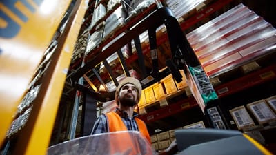 AMU-kurser er en hurtig genvej til at komme tilbage i job for 3F'erne. Tre måneder efter kurset er 42 procent således tilbage i job.
