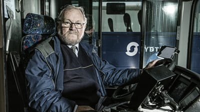 Svend B&oslash;rge Hansen, Esbjerg, f&oslash;ler sig groft svigtet af myndighederne. Han mener, de har fredet hans voldsmand.