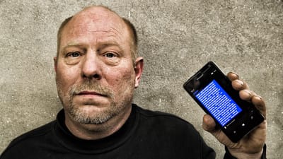 - Du kan godt bestille nye tænder, sagde chefen blandt andet til chauffør, Tim Hansen.