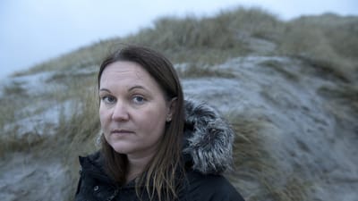 Vivian Hansen tog i julen 2010 hjem til kollega, der ikke var mødt på arbejde. Det syn, der mødte hende, var så gruopvækkende, at hun hver dag lige siden har kæmpet for at blive sig selv igen. 