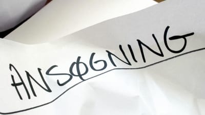 Du kan sagtens s&oslash;ge job i ferietiden, men m&aring;ske skal du droppe den skriftlige ans&oslash;gning og g&oslash;re noget andet i stedet. I boksen nedenfor kan du l&aelig;se eksperternes gode r&aring;d til jobs&oslash;gning i juli.