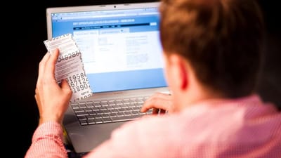 Hver fjerde har fået en træls overraskelse, da de mistede jobbet, og dagpengene gik ind på kontoen, viser en survey fra 3F blandt 3F'ere med erfaring med ledighed.