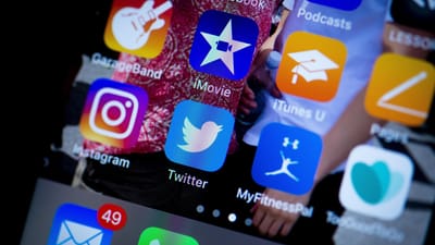 Er for meget og forkert skærmtid med til at øge riskoen for at udvikle stress? Det mener pensionsselskabet PFA, der vil kortlægge de ansattes digitale vaner. (Arkivfoto)
