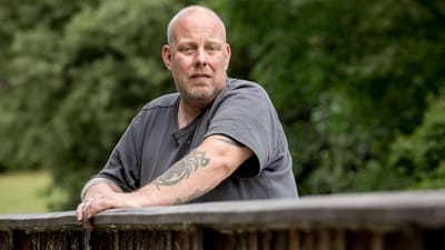 I m&aring;nedsvis har kommunen syltet Kim Sommerfeldt Nedbos sag, fordi han sagde nej til en operation - et nej loven giver ham ret til at ytre.