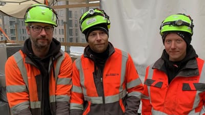 Sune Nielsen (tv.), Marc Johansen og Jimmy Jensen (th.) st&oslash;tter, at der bliver indf&oslash;rt ID-kort p&aring; byggepladser.