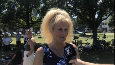 - Med alderen ved man jo godt, at man kommer igennem de store chok i livet, siger Yvonne Skjoldholm, der er blevet afskediget fra Sodexo Airport Services. 