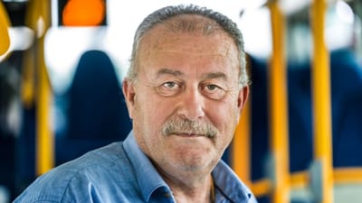 - Han bliver meget, meget agressiv og truer med at fyre en over det mindste, fortæller Mazen Yunan Frinso om sin chef fra Herning Turist.