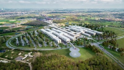 Det er noget svineri, n&aring;r danske l&aelig;repladser p&aring; store milliardbyggerier som supersygehuset i Odense g&aring;r til polske l&aelig;rlinge, der opholder sig og arbejder i Polen. Det mener b&aring;de DF og SF, som vil have minister til at reagere.