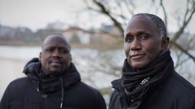 Jorge Ca (th.) og Domingos Neto blev fyret i december og leder nu efter nyt arbejde, så de kan forsørge deres familier.