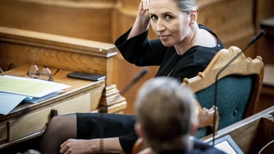 Statsminister Mette Frederiksen (S) &aring;bner for, at hvis elever begynder at teste sig selv, kan flere elever vende tilbage i skole. (Arkivfoto)