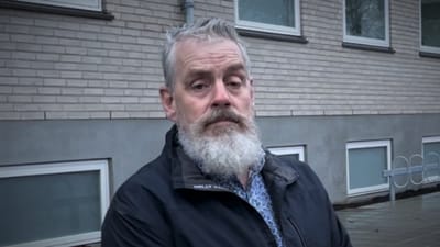 - Det er ren og sk&aelig;r held, at jeg ikke er d&oslash;d&nbsp;eller&nbsp;sidder i rullestol, siger den garvede murer.